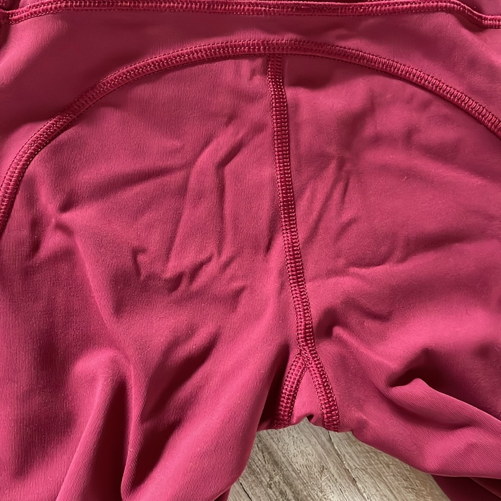 Lululemon Run with the sun tight - Picture 8 of 16